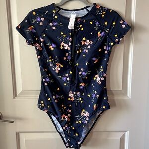 CUPSHE 1 Piece Swim- M